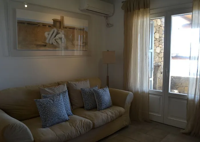 Mykonos Crystal فندق 4*