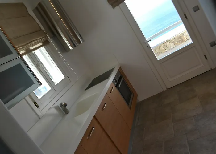 Mykonos Crystal فندق