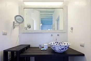 Mykonos Crystal Fanari