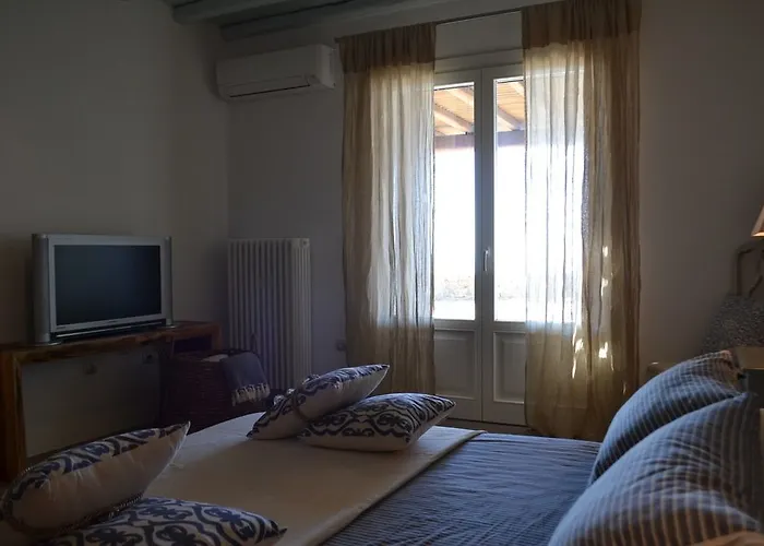 Mykonos Crystal Fanari