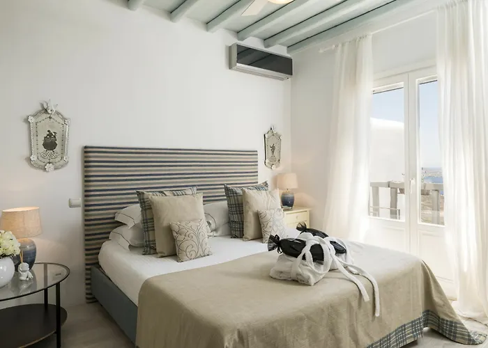 Mykonos Crystal Fanari